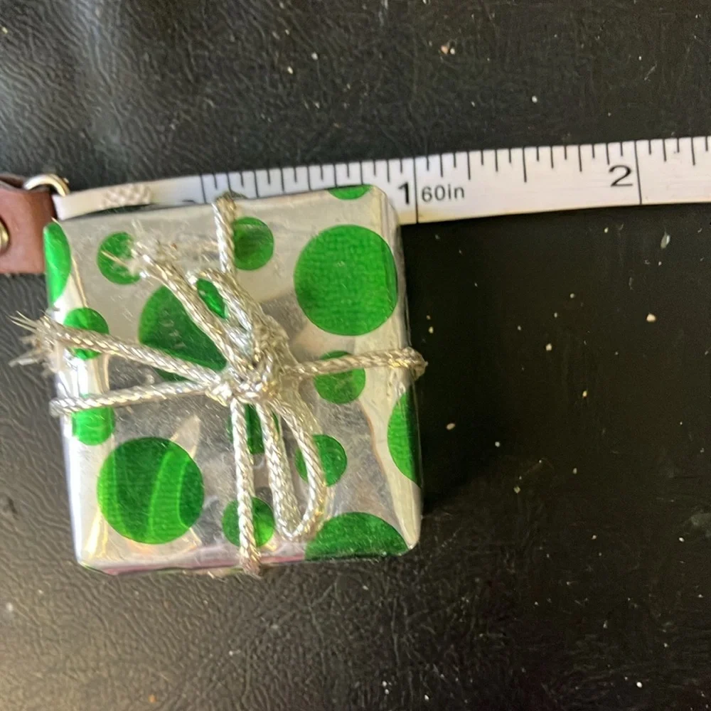 Gift box holiday ornament
